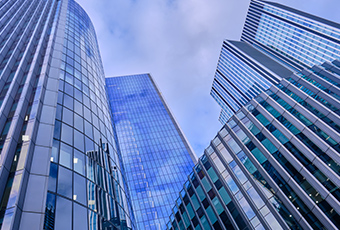 某外資系金融機関