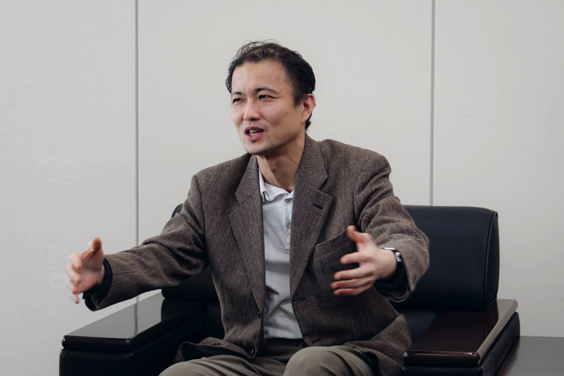 奥秋禎浩 様